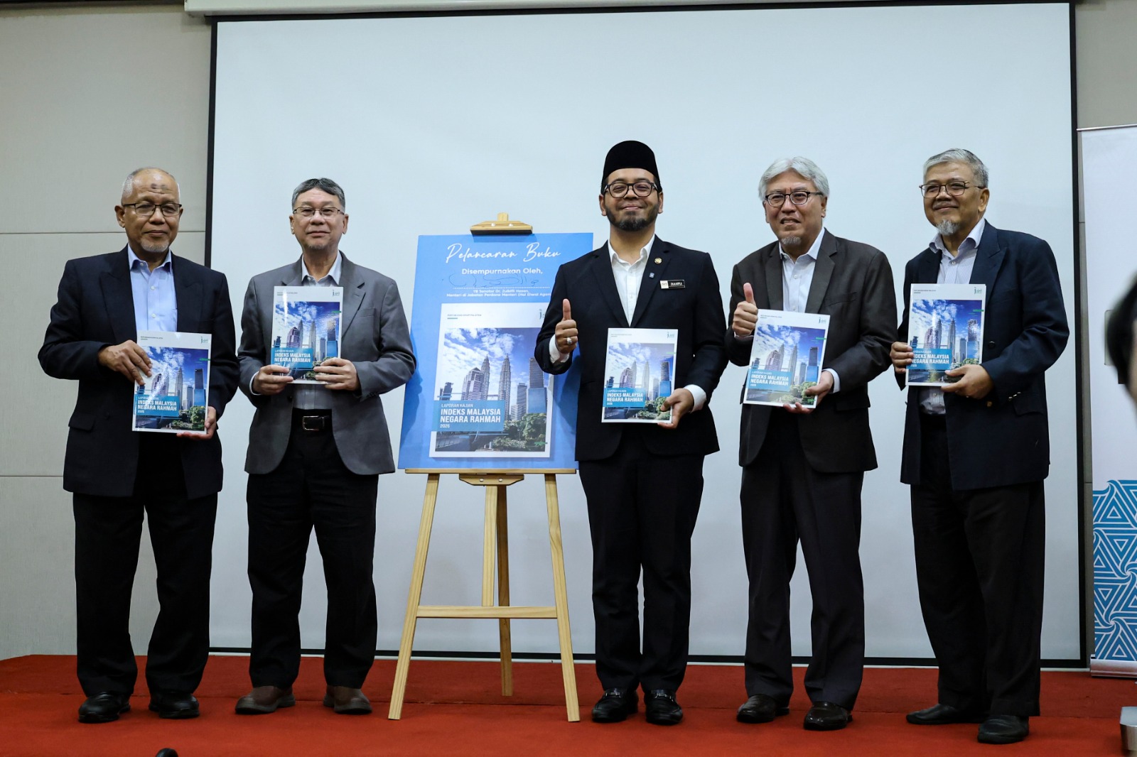 Liputan Utusan Malaysia: Kesejahteraan rakyat Malaysia meningkat 7.42